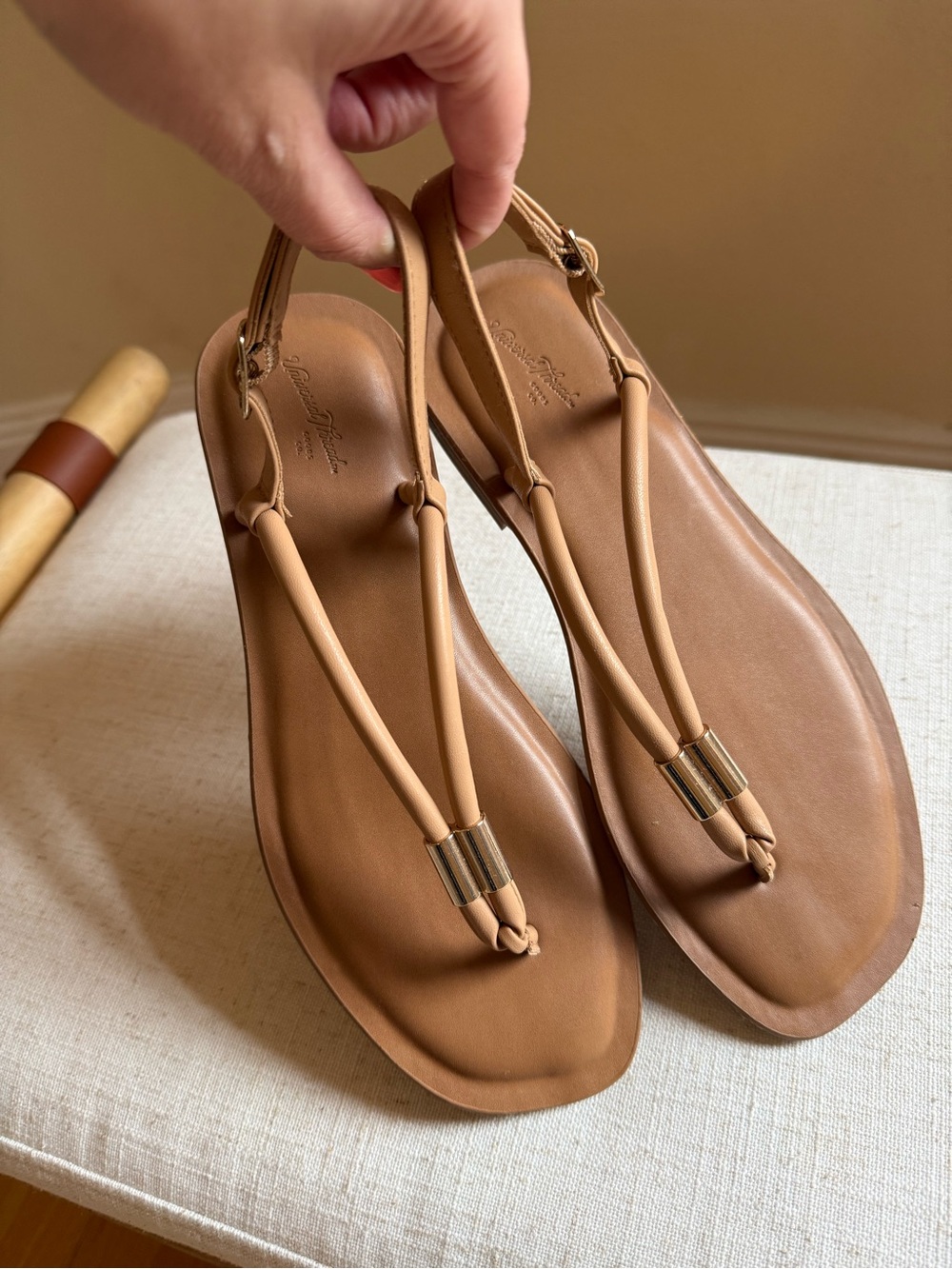 Universal Thread Tan T-Strap Leather Sandals with Gold Accent